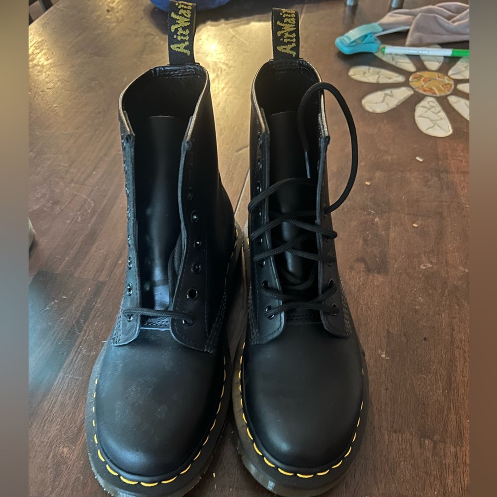 Dr Marten Boots